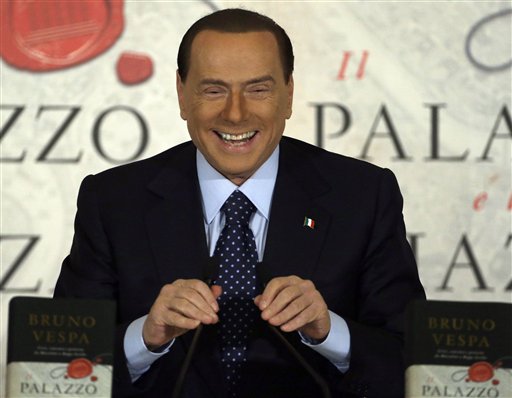 Berlusconi critica a juezas “feministas”