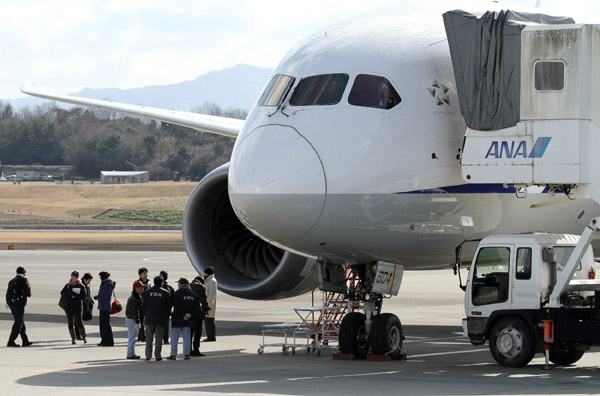 Siguen haciendo los “Dreamliner” pero no los van a entregar hasta nuevo aviso