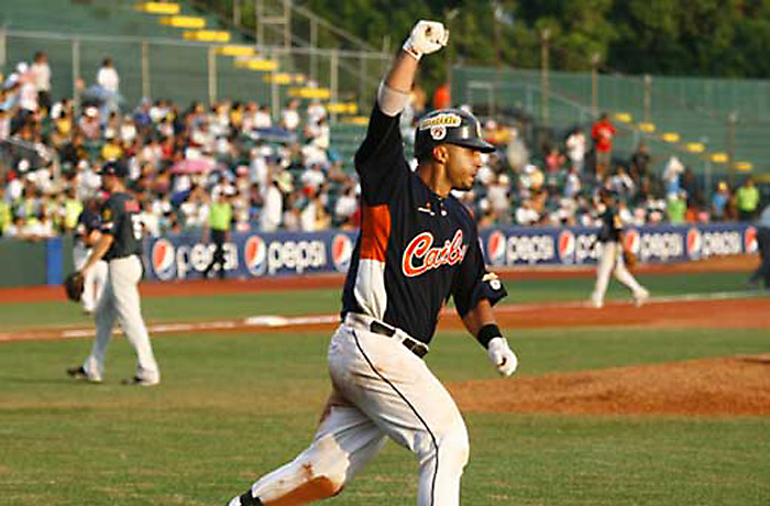 Jonrón de Molina deja en el terreno a Zulia