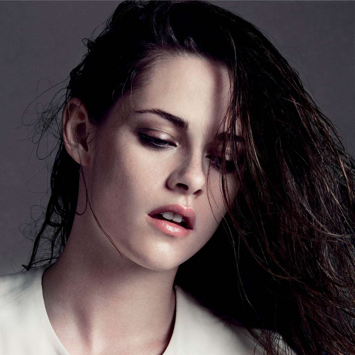 Súper húmeda y sensual… es la vampirita Kristen Stewart