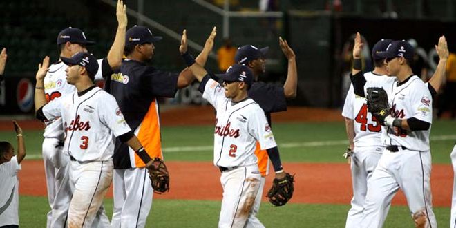 Magallanes y Caribes escalaron a la punta en la semifinal