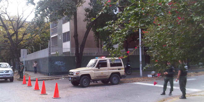 Medios y ciudadanos logran acceder a las adyacencias de la embajada de Cuba