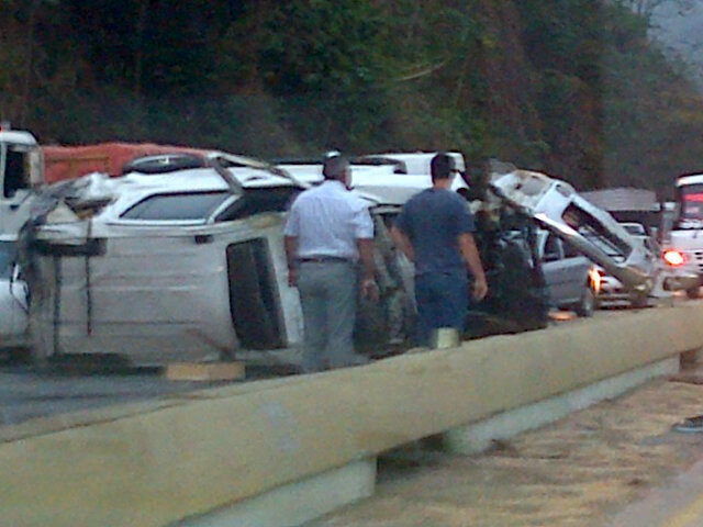 Choque en la autopista Valencia – Puerto Cabello deja un fallecido (FOTO)