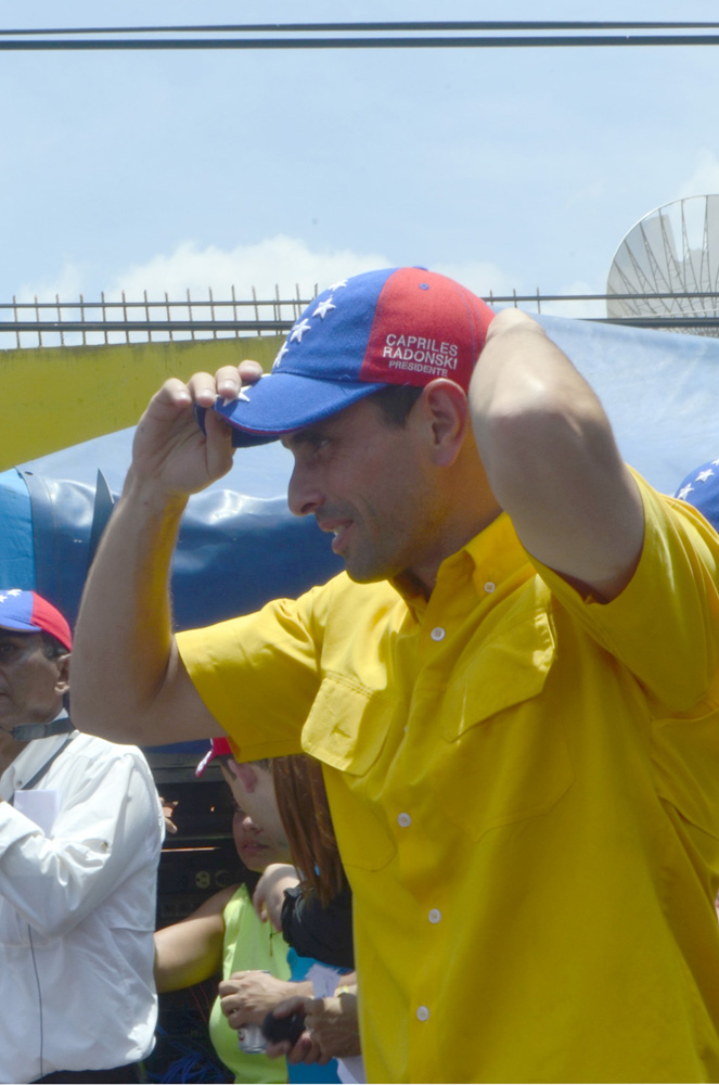 La MEGAconcentración de @hcapriles en Valle de la Pascua (FOTOS)