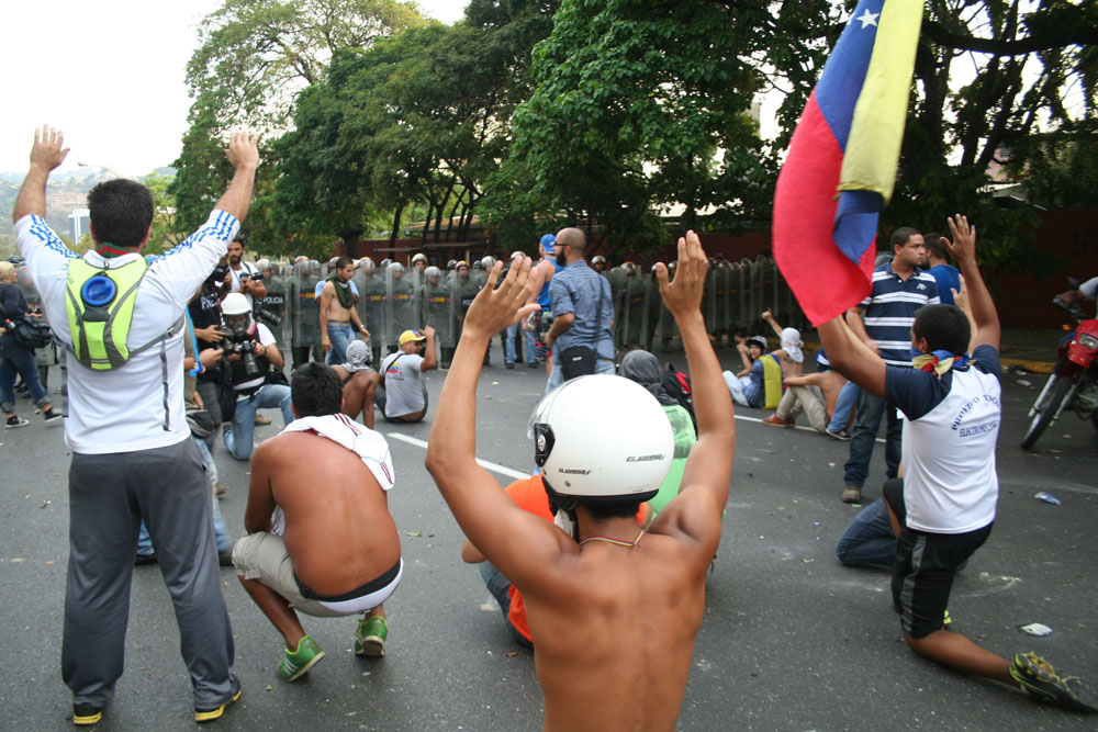 Más imágenes: Los fuertes enfrentamientos en Altamira