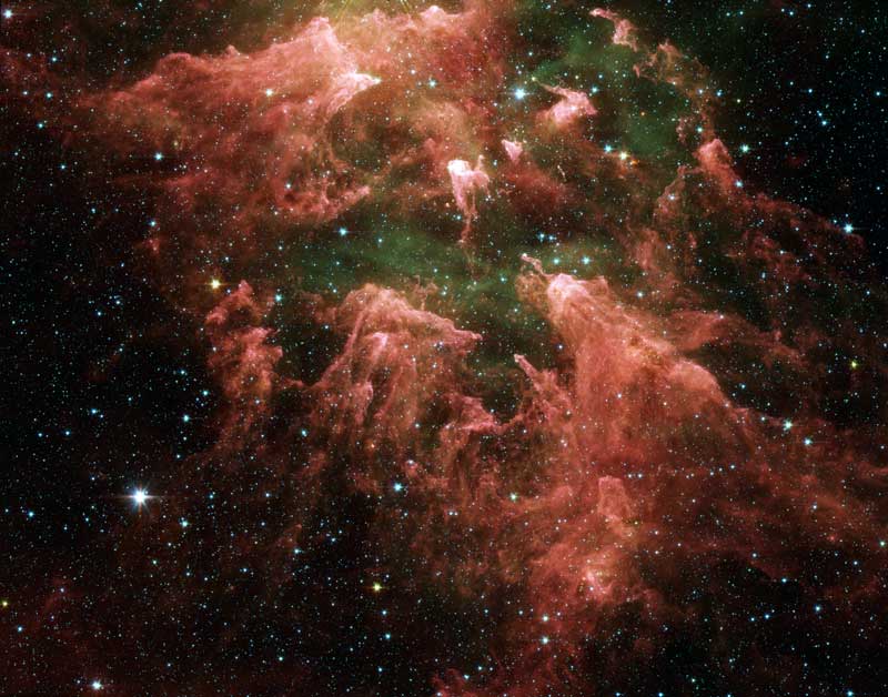 La violencia con que nacen las estrellas se siente más allá de su galaxia