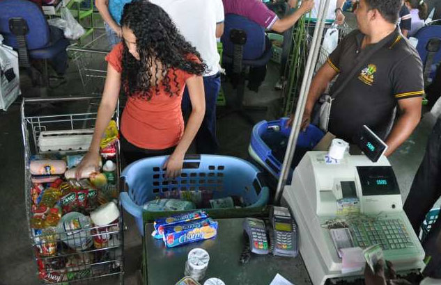 Por previsión salieron a hacer mercado en Barquisimeto