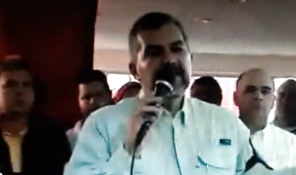 Habría sido detenido joven que grabó a ministro Molina amenazando a trabajadores