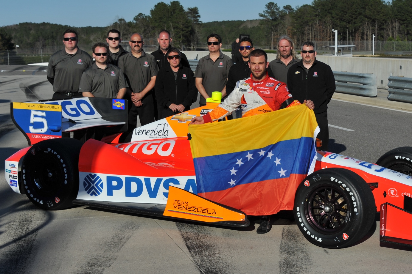 Ernesto Viso arranca en segunda fila en las 500 Millas de Indianápolis