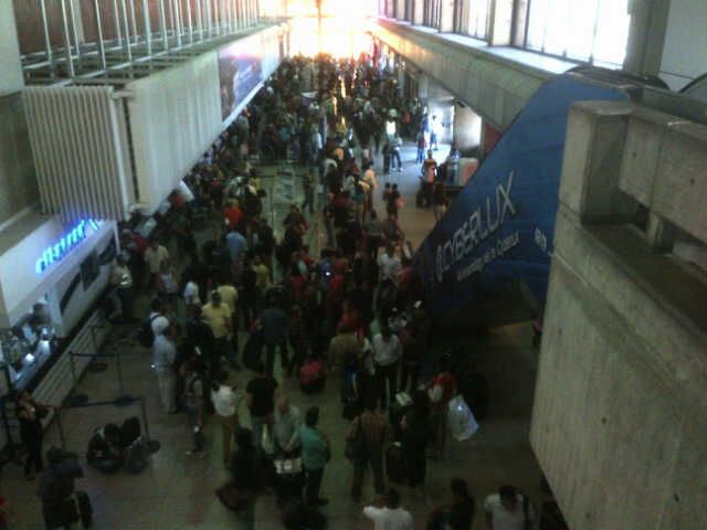 Así está el aeropuerto de Maiquetía (Foto)