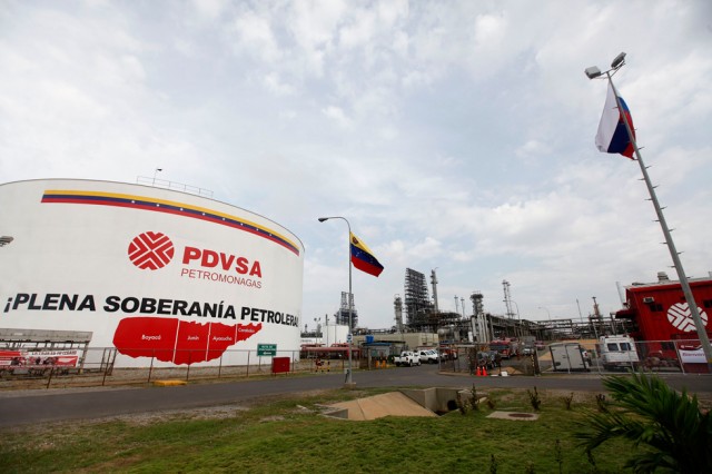 Trabajadores de Pdvsa, condenados a morir de hambre o contaminados con sustancias tóxicas