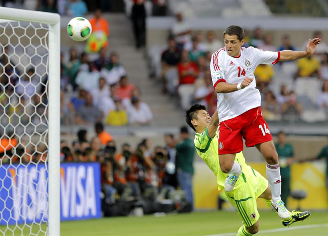 México se despidió con victoria tras doblete del “Chicharito”