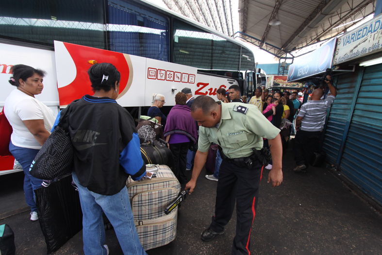 Viajeros de Monagas salen al centro y occidente del país