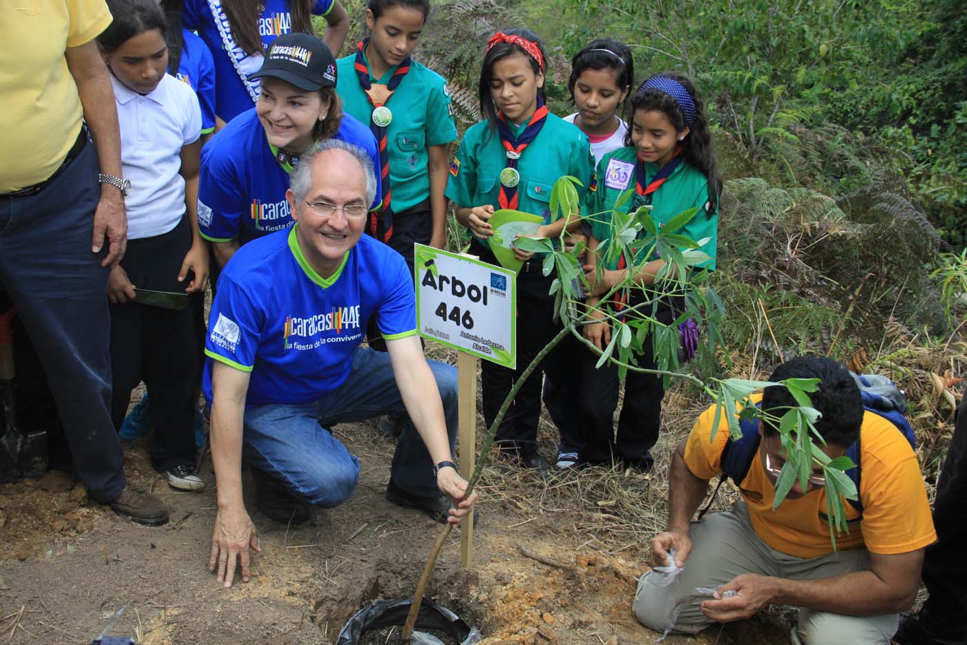 Ledezma: Con cada árbol estamos sembrando futuro (Fotos)