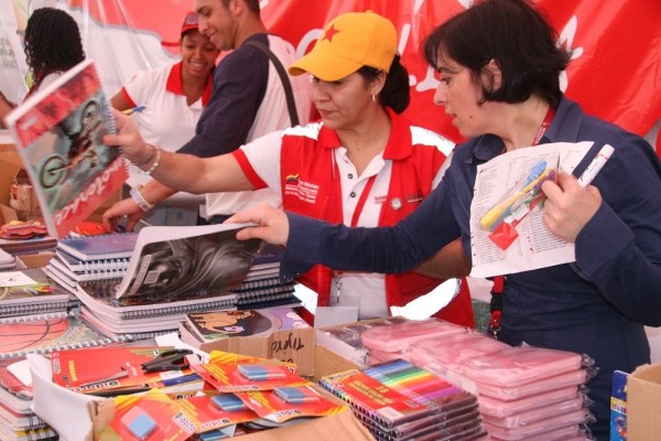 Feria Escolar 2013 llegará a todo el país el próximo 15 de agosto