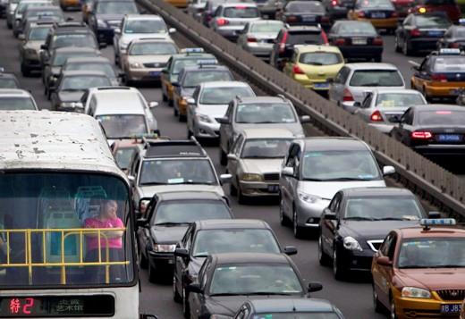 Choque múltiple en la carretera de tejerías deja fuerte tráfico y un fallecido