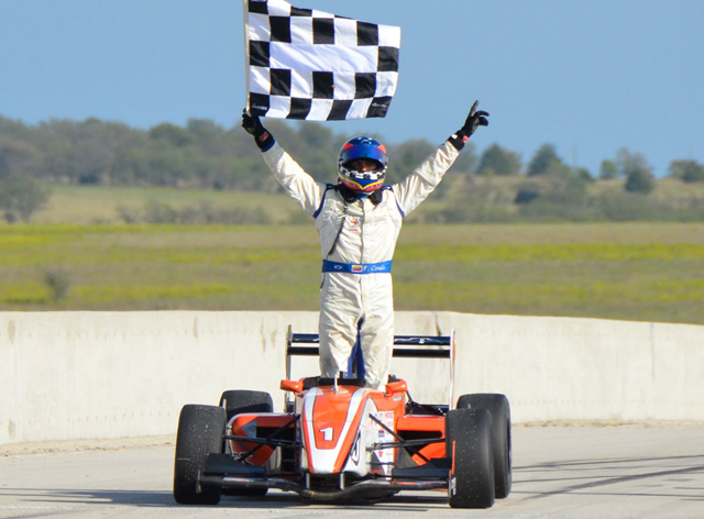 Venezolano ganó la primera carrera del Latam F2000 en Dallas