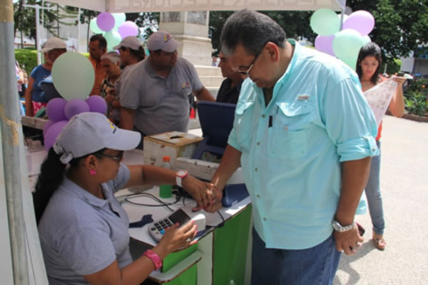 Súmate solicita al CNE que convoque elecciones para diputado a la AN en Zulia