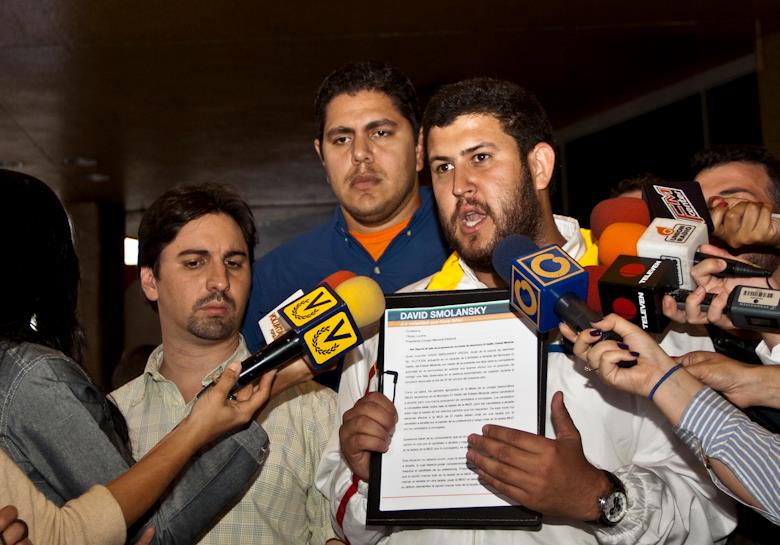 Smolansky denunció falla en sistema de votación durante simulacro