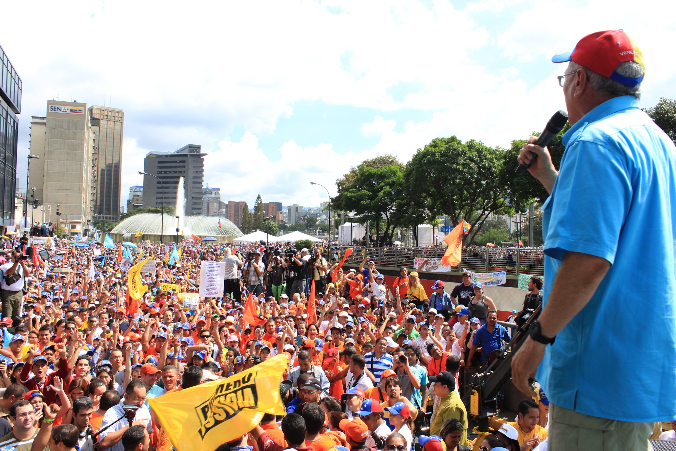 Ismael García en Marcha contra La Habilitante: Nada ni nadie va a detener la fuerza del cambio