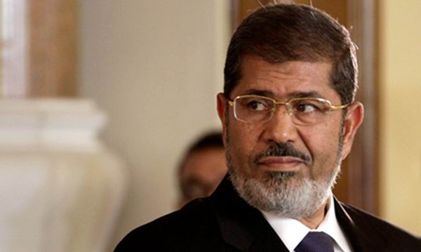 Confirman la pena de muerte a Mursi por huir de una cárcel en 2011