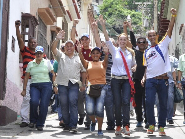 Fabiola Colmenarez dispuesta a trabajar con el Gobernador de Vargas