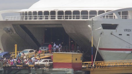 En ferry se agotan boletos para carros