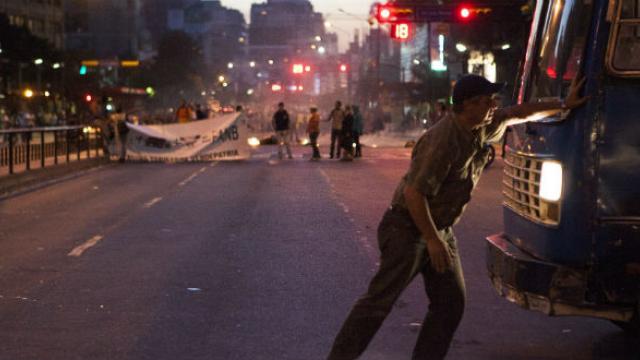 Venezuela amanece manchada de sangre. ¿Quién es el culpable?