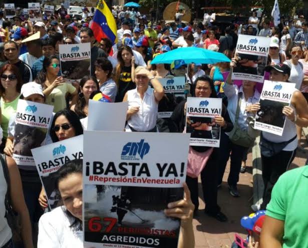 periodistas agredidos. protesta