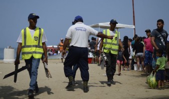 Fuerte represión por colocación de cruces en Puerto La Cruz