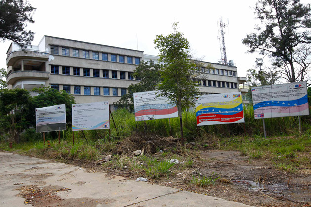 Hospital Algodonal cierra sala de terapia intensiva por falta de insumos