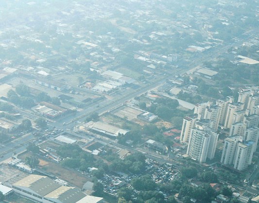 “Neblina tóxica” cubre el cielo de Cabimas (Foto)