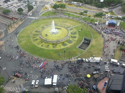 plaza venezuela