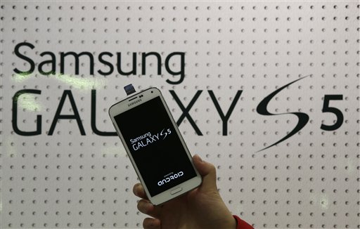 Galaxy 5S es duradero, pero el iPhone más, según estudio