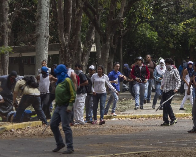 MANIFESTACIONES EN CARACAS