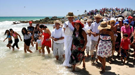 Porlamarenses y visitantes se preparan para la Bendición del Mar