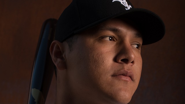 Avisail García abandonó el encuentro por lesión