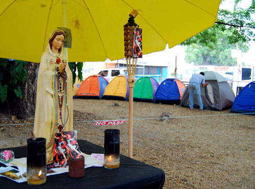 “Colectivos de paz” amenazan diariamente a jóvenes del campamento Libertad