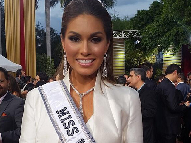 Así lució María Gabriela Isler en la alfombra roja de los #Billboards2014