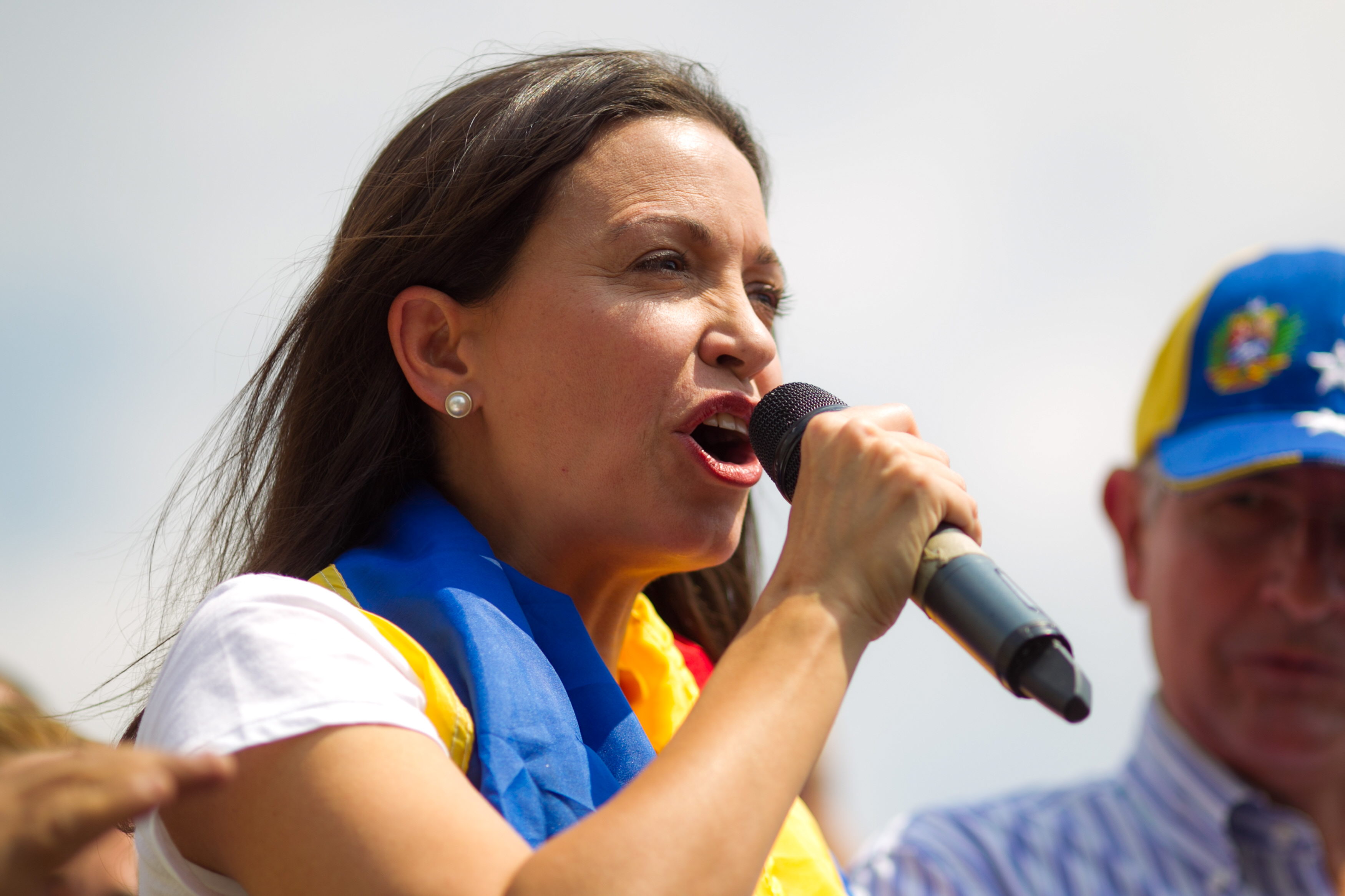 Machado dice que gobiernos de Latinoamérica deben escuchar a Iglesia venezolana