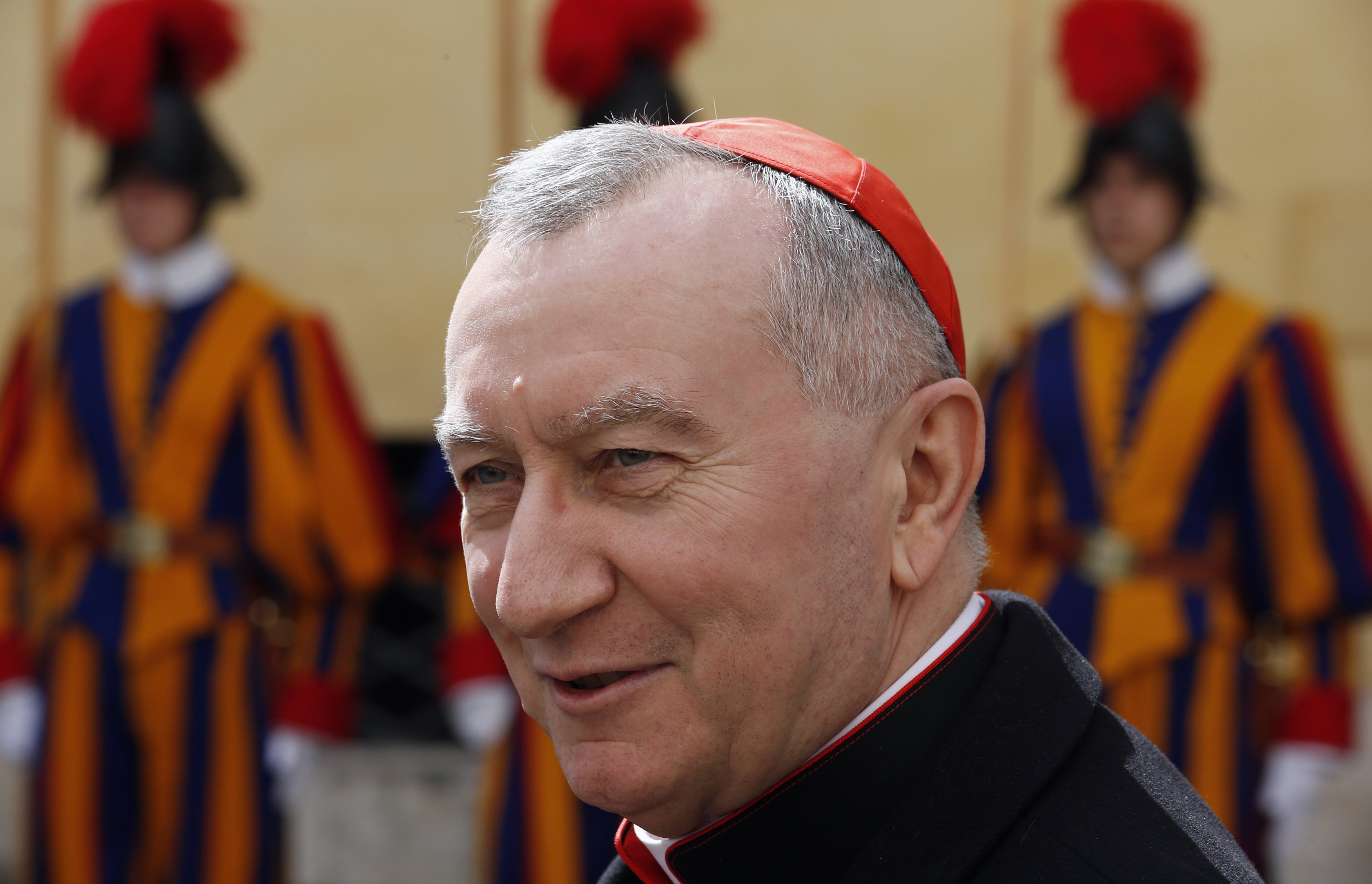 Parolin pedirá a colombianos que decidan de manera responsable sobre acuerdo de paz