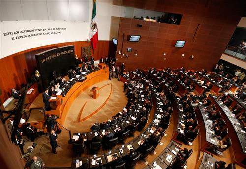 senadores-mexicanos01