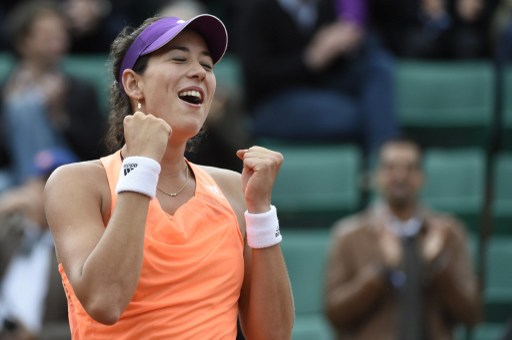 La venezolana Muguruza y la española Suárez ganan en dobles en Roland Garros