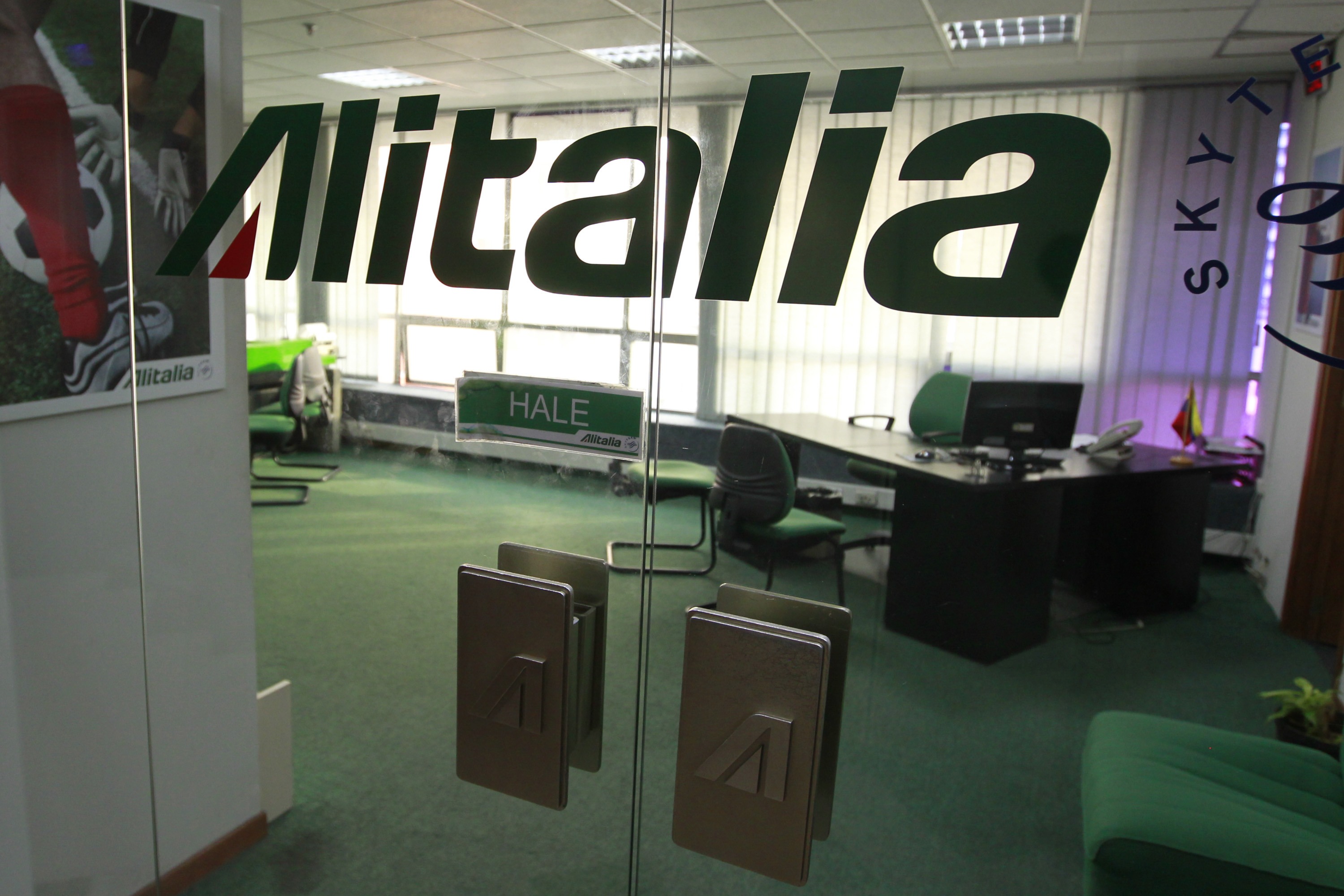 Alitalia suspenderá operaciones en Venezuela en junio