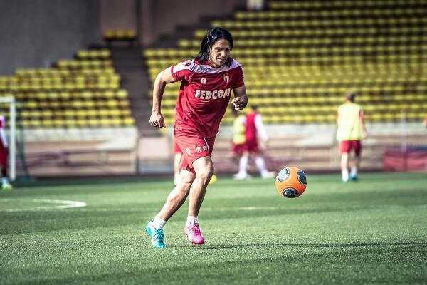 Falcao participa en el entrenamiento del Mónaco