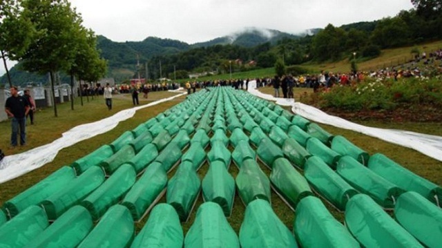 Cementerio de Potoçari, que alberga los restos de las víctimas de Srebrenica, identificadas 16 años después.