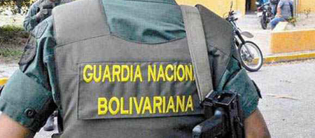 Mataron a un guardia nacional y a un escolta para robarlos