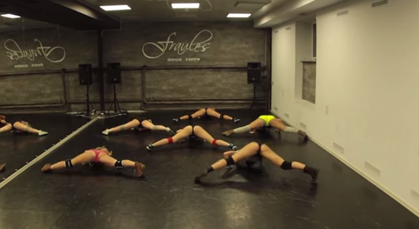 Esta academia rusa te enseña como bailar el “Twerk choreo” (Video)