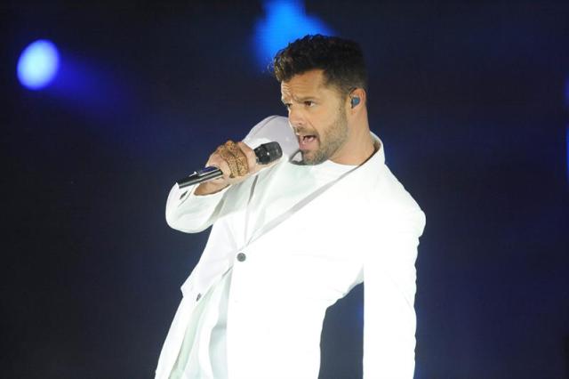 RICKY MARTIN