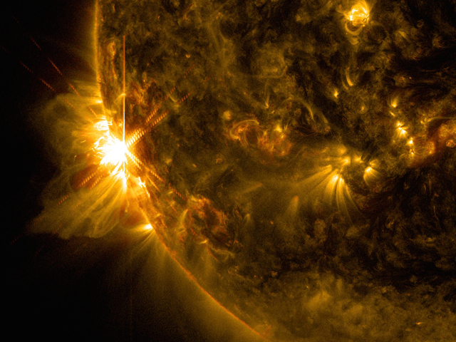 FOTO  REUTERS/NASA/SDO/Goddard/Wiessinger/Handout via Reuters